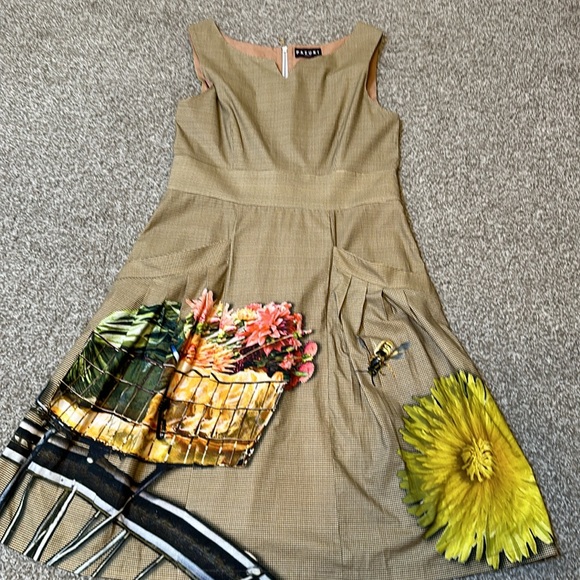 Pazuki London Size Small Bicycle Bee Flower Pleated Dress - Picture 14 of 14